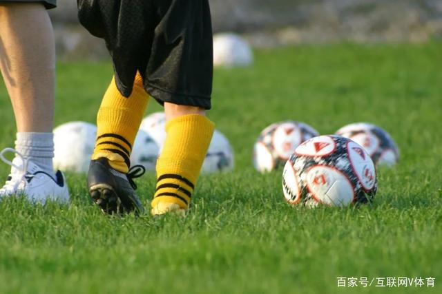 法网-王欣瑜苦战3盘负科帕奇 王曦雨收退赛礼首进32强